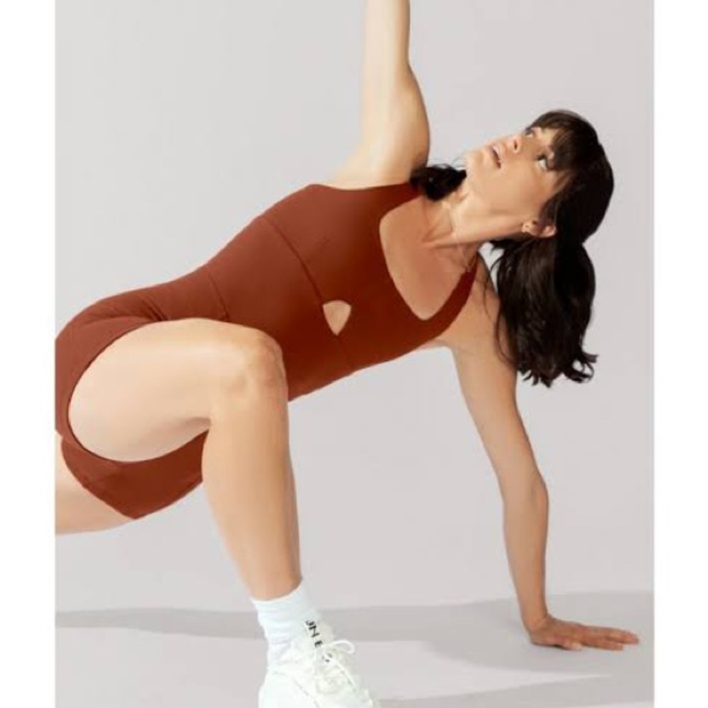 Popflex Workout Peekaboo Shorts Onesie size S, Blogilates